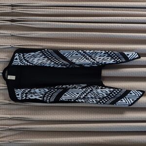 Women's Size XXL Faded Glory White & Black Waterfall Cardigan